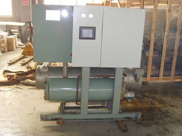 隆广镇酒店中央空调不停机清洗方法介绍